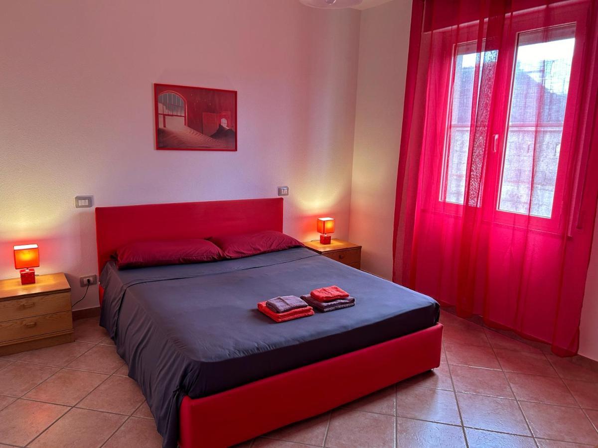 Zefiro Apartment Cabras Bagian luar foto