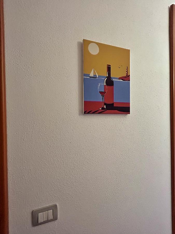 Zefiro Apartment Cabras Bagian luar foto